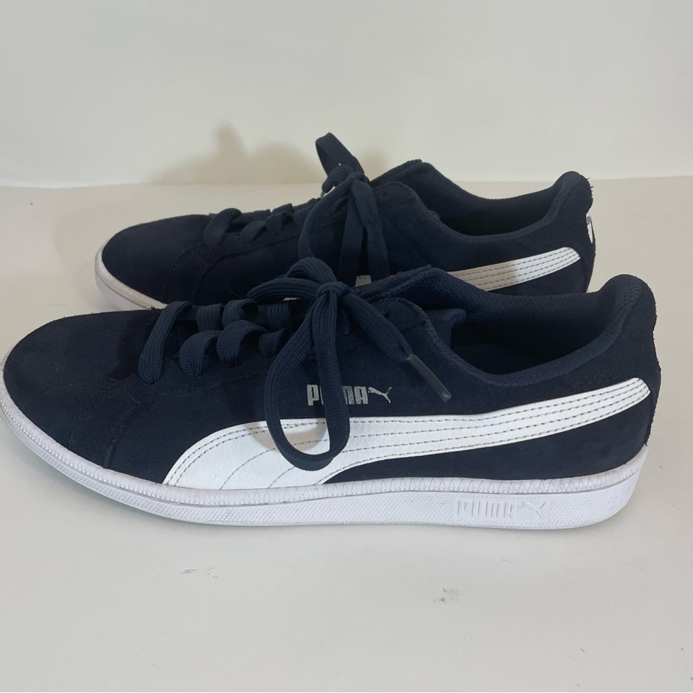 Puma Navy Blue & White Suede Sneakers Men’s Size 9 - Picture 3 of 7